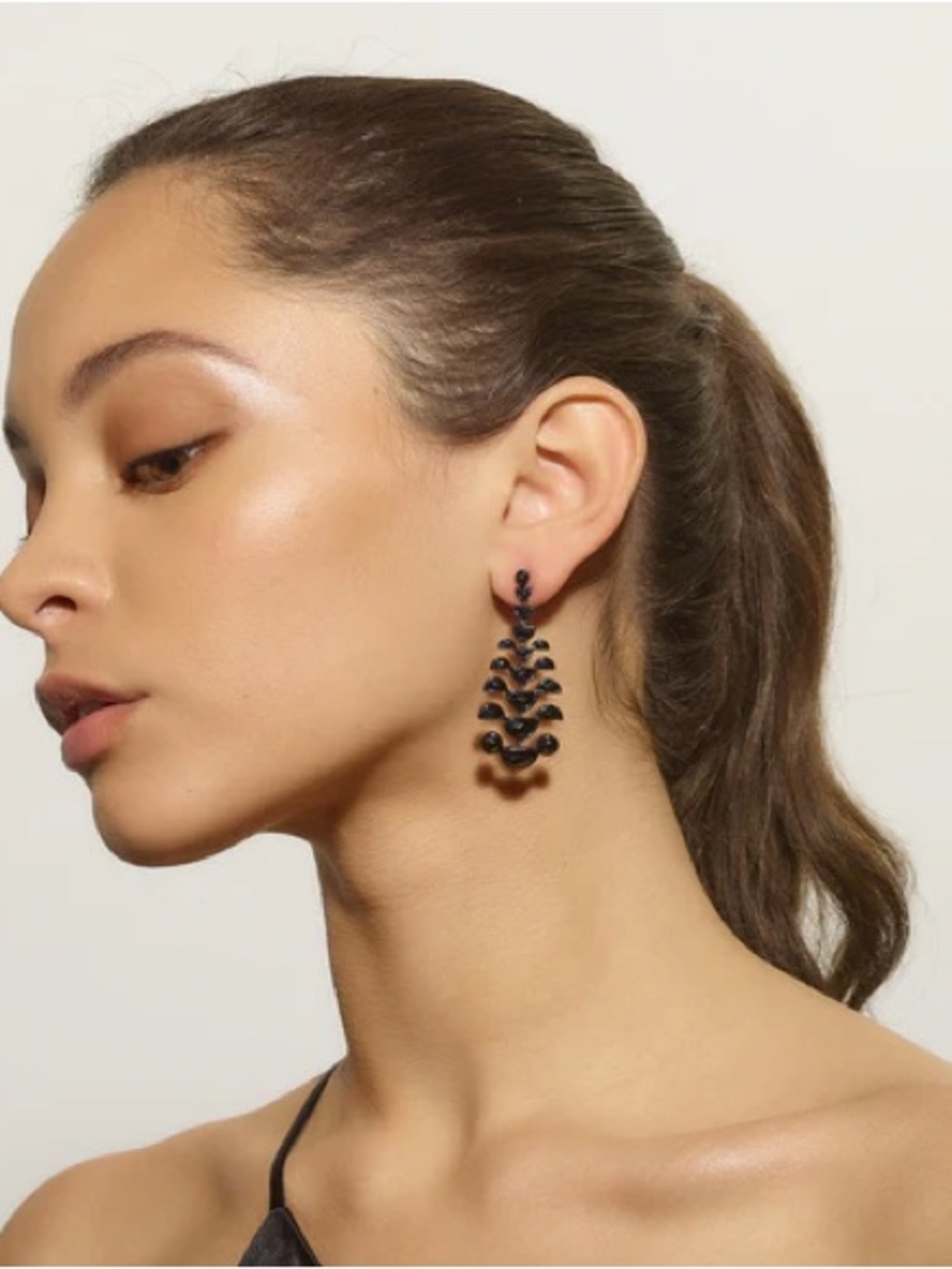 Nak Armstrong Raindrop 4” earrings in Black Spinal